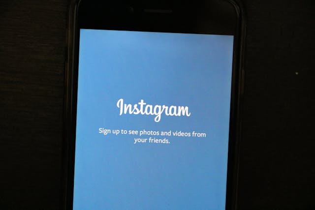 Cara Menghapus Akun Instagram Secara Permanen atau Sementara (Link Khusus Anti Ribet)