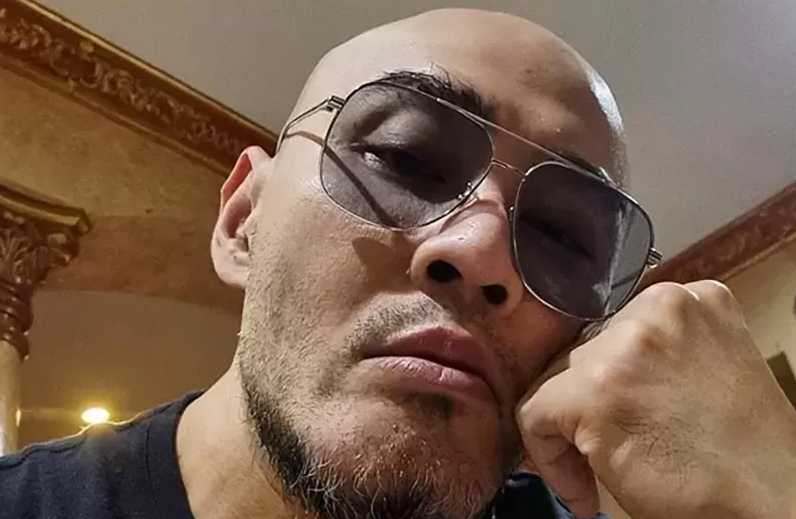 Pesulap Sudah Mati: Cara Deddy Corbuzier 'Membunuh' Karirnya Sendiri Demi Cuan yang Lebih Gila