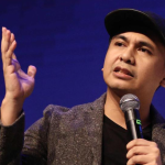 Bukan Sekadar Lawak: Mengapa Raditya Dika Lebih Siap Pensiun Dini Daripada 99% Milenial Lainnya?